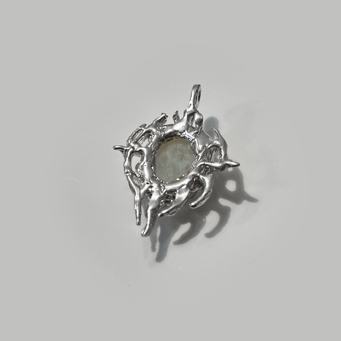 Anhänger mit Mondstein