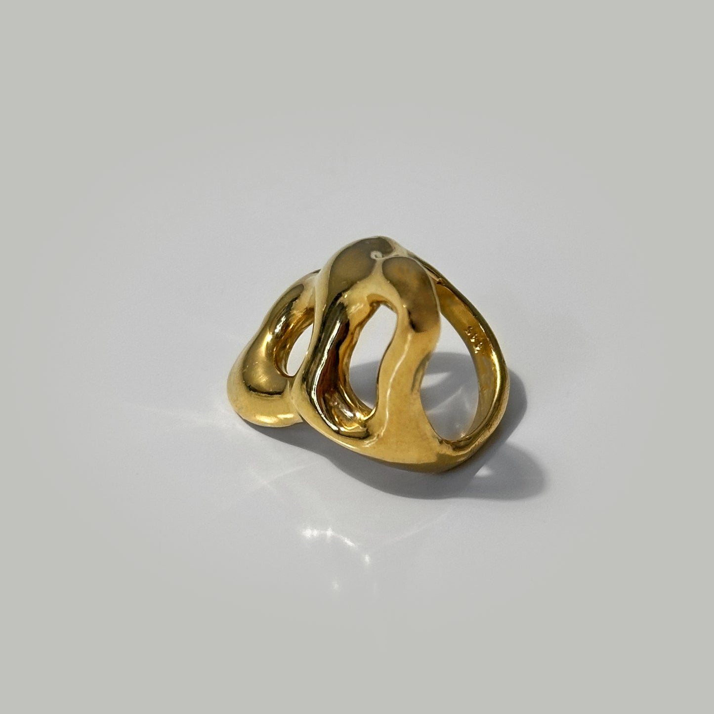 Liquid chunky ring